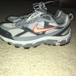 Nike Sneakers Grey and Pink